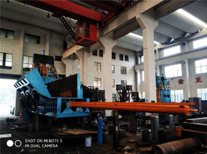Hydrauliczne nożyce bramowe o dużej wytrzymałości, maszyna do cięcia złomu 3