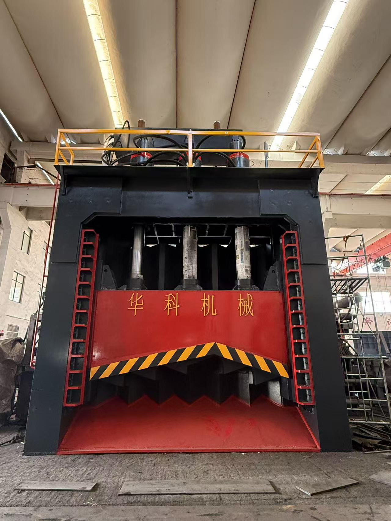 Najnowsze blogi firmy nowy produkt hydrauliczne nożyce do złomu wieloostrzowe.