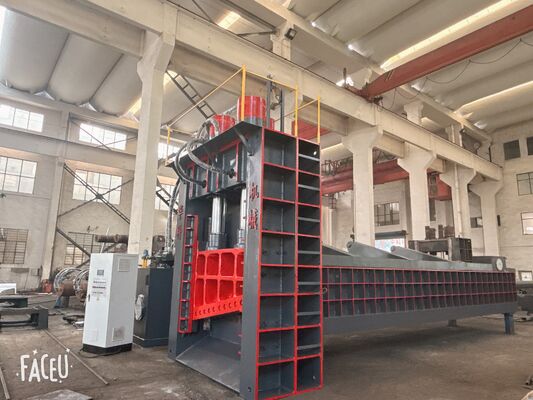 kupować Hydrauliczna maszyna do strzyżenia złomu o pojemności strzyżenia 700 ton, o długości ostrza 1600 mm i pudełku zasilającym 7500 mm online manufacture